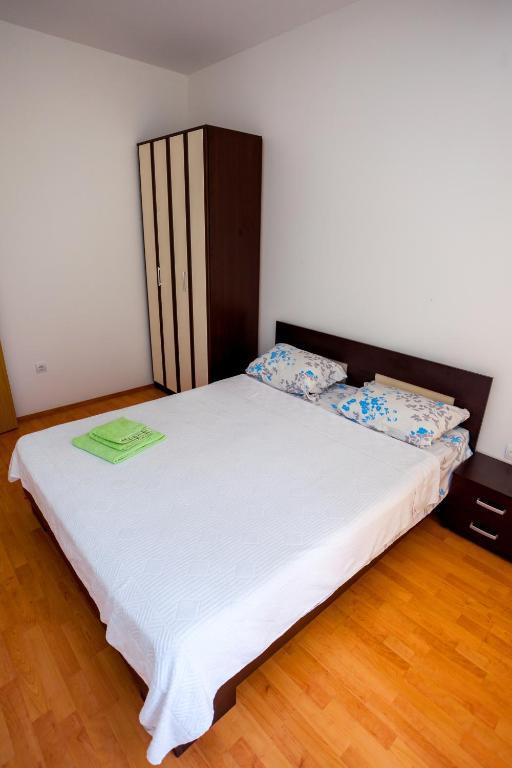 Villa Maria Apartments 卡梅纳里 客房 照片