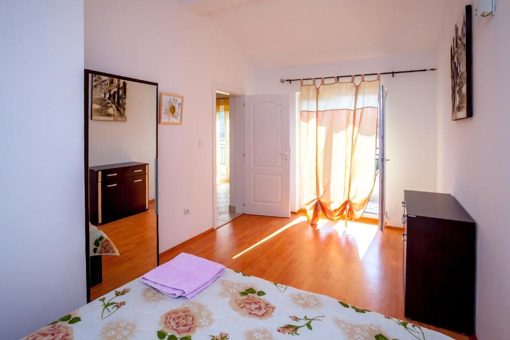 Villa Maria Apartments 卡梅纳里 客房 照片